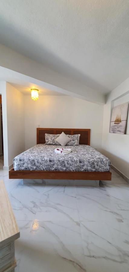 Triton Hotel Boutique & Restaurant กัวยากาเนส ภายนอก รูปภาพ
