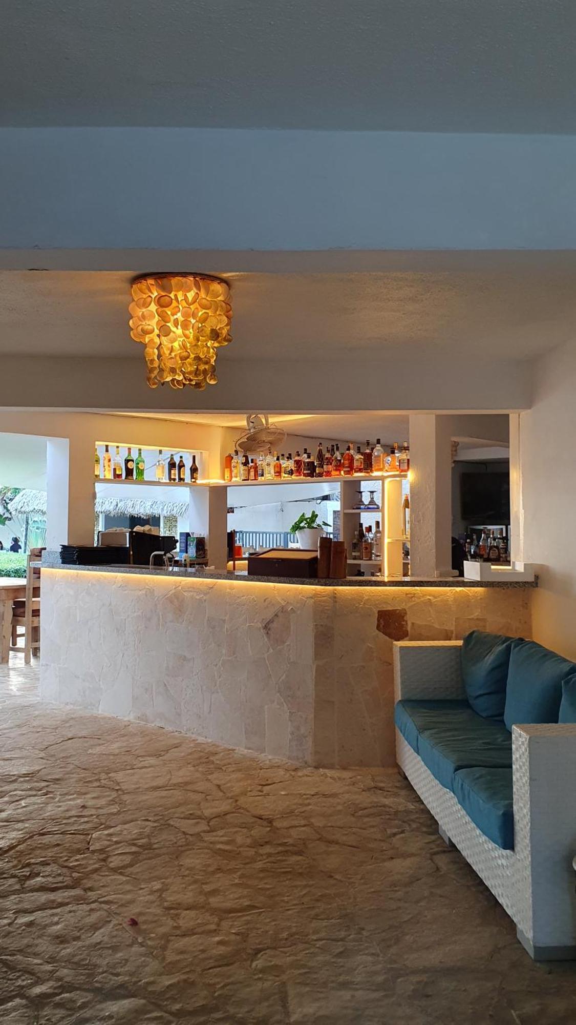 Triton Hotel Boutique & Restaurant กัวยากาเนส ภายนอก รูปภาพ