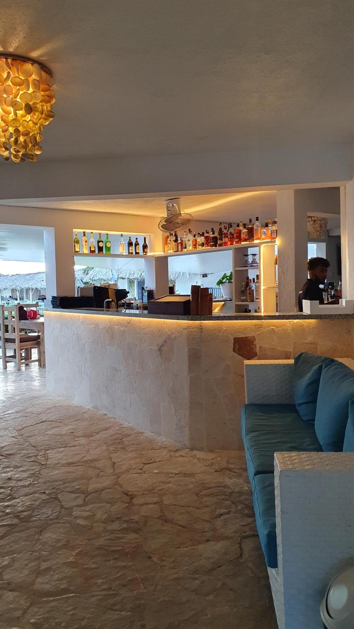 Triton Hotel Boutique & Restaurant กัวยากาเนส ภายนอก รูปภาพ